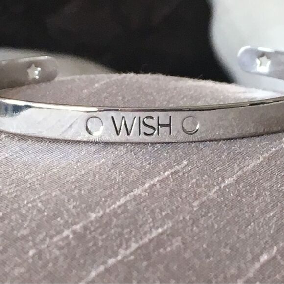 Silver Tone Wish Adjustable Bracelet NWT - Picture 1 of 7